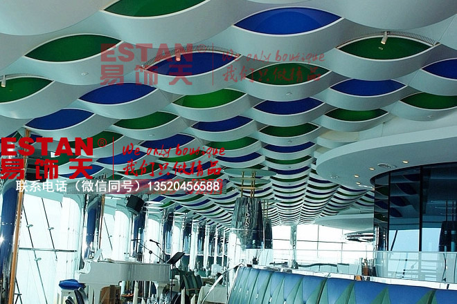 咖啡廳波浪吊頂