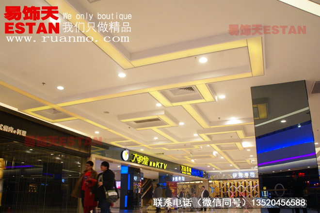 萬達(dá)廣場(chǎng)中庭